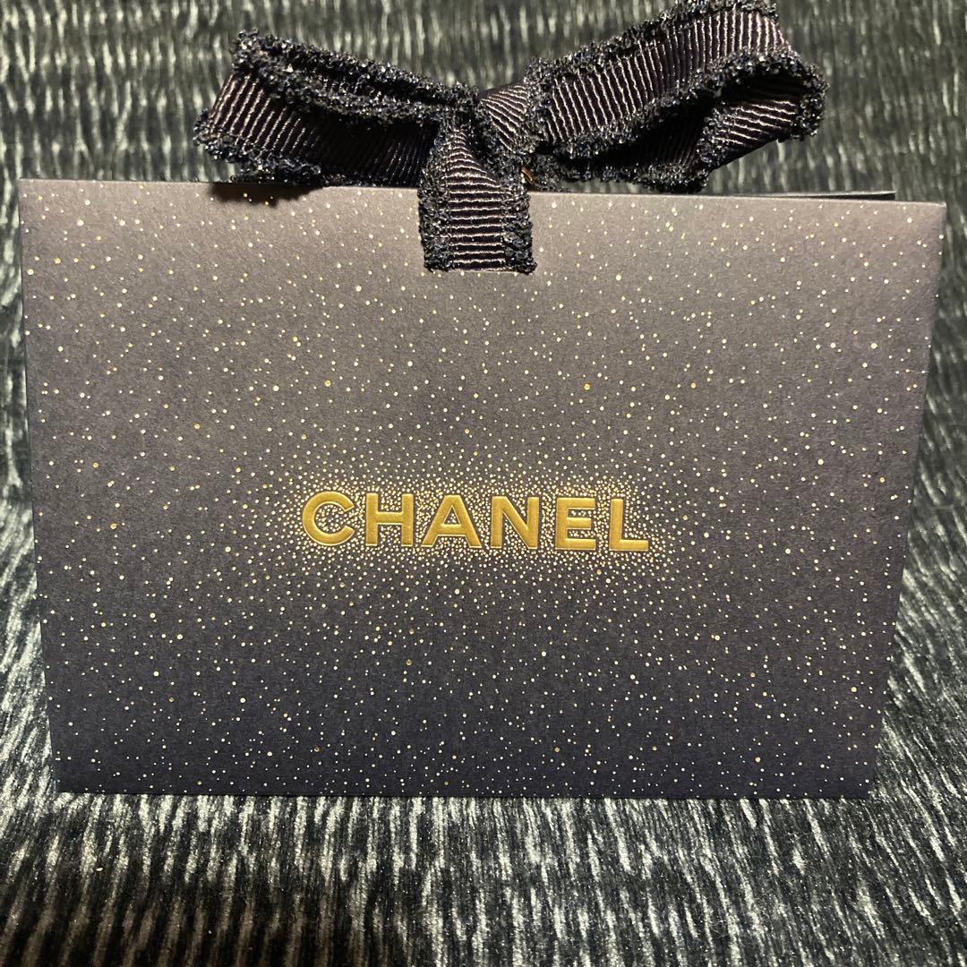 シャネルLES 4 OMBRES 397 NUIT ASTRALE