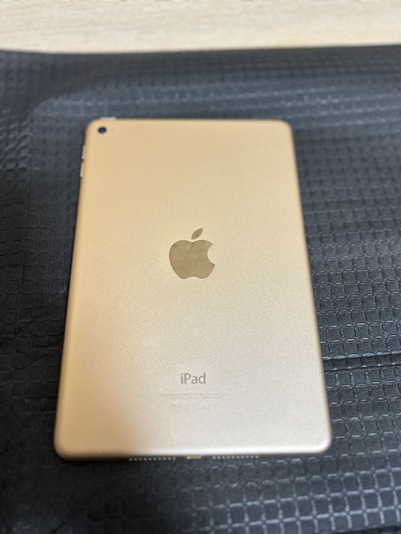 iPad mini4 128GB Gold バッテリー最大容量98%