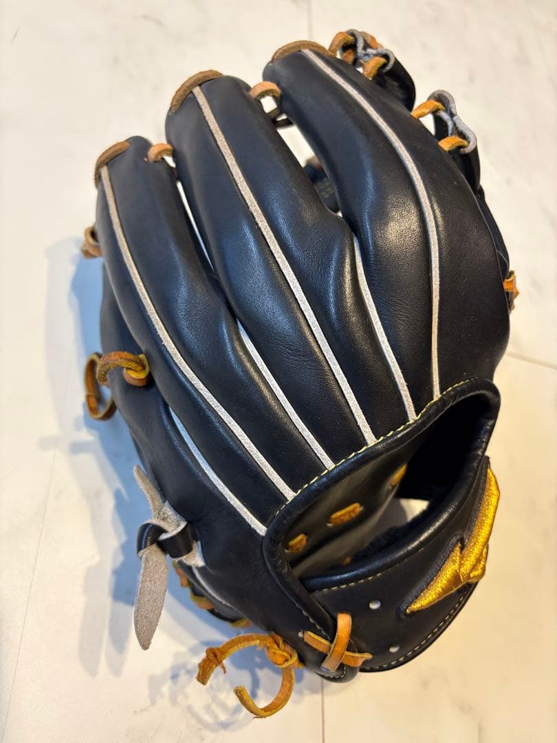 Mizuno Pro 硬式グローブ 黒/金
