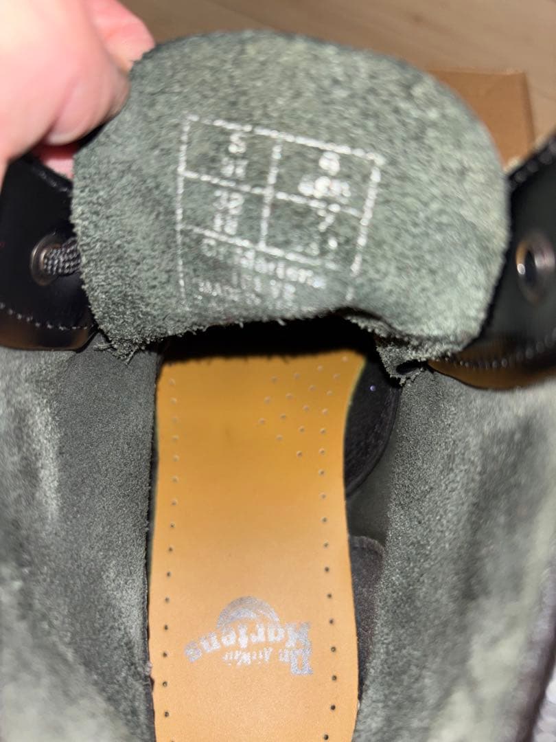 Dr. Martens 6ホール ブーツ（UK6／EU39）