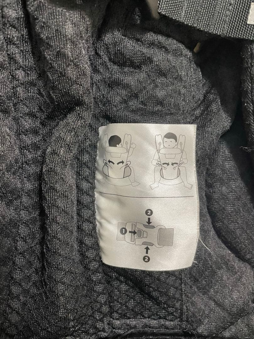 美品　エルゴ 抱っこ紐 オムニブリーズ　オニキスブラック