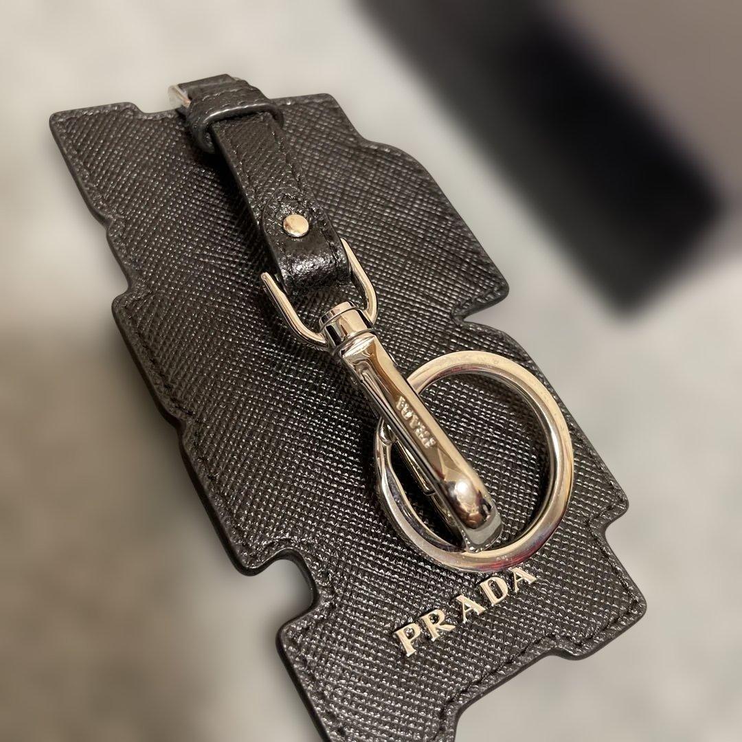 未使用【プラダ】キーリング✴︎日本未発売
