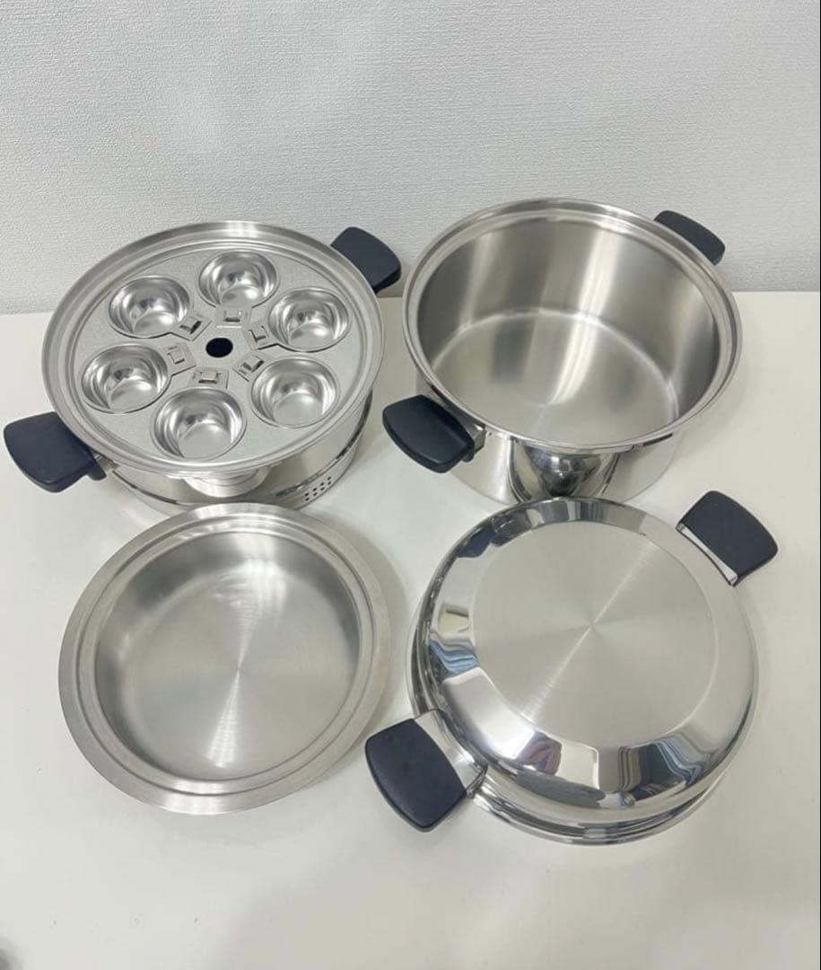 アムウェイ　クイーンクック21ピース鍋セットとインダクションレンジ