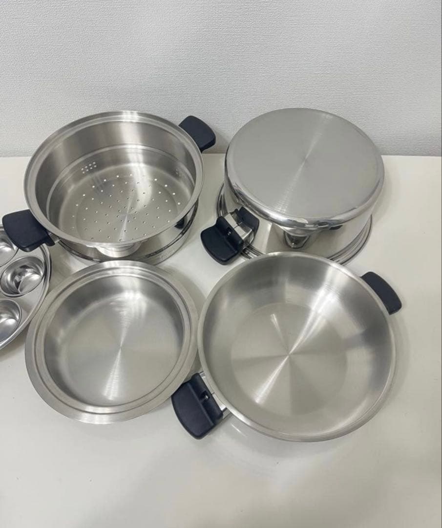 アムウェイ　クイーンクック21ピース鍋セットとインダクションレンジ