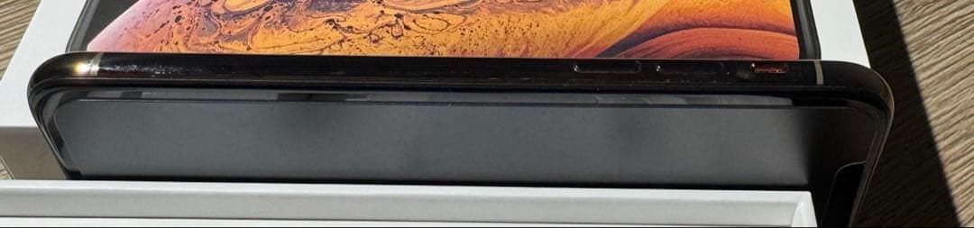 iPhone Xs 64GB 81% ゴールド SIMフリー