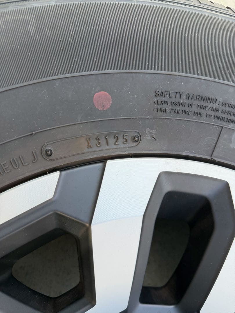 再再販ランクル70 純正5本タイヤホイールセット　265/70R16