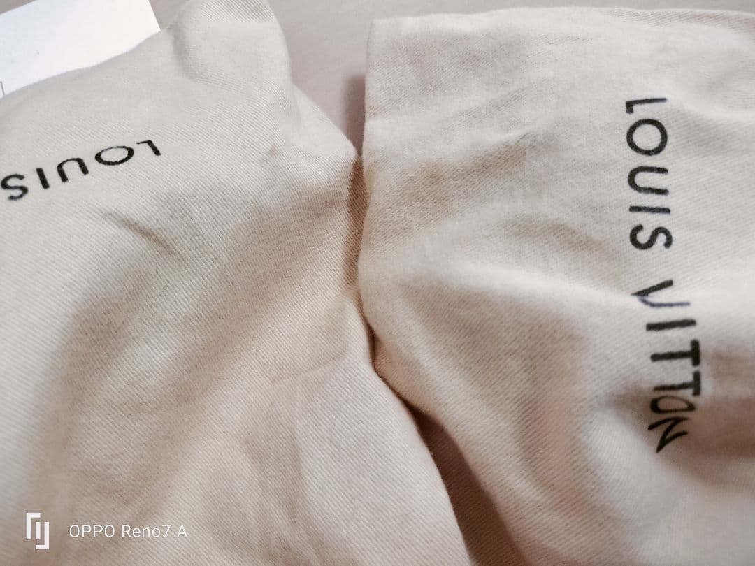 Louis Vuitton バックル付きサンダル 35