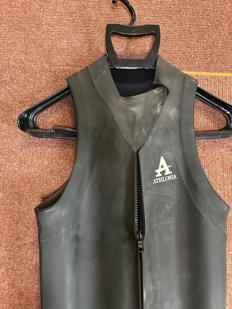ウェットスーツ　トライアスロン用　ATHLONIA メンズ　Lサイズ