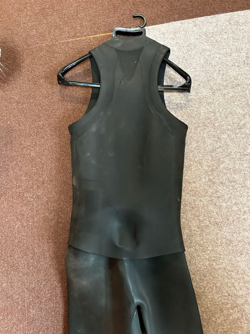 ウェットスーツ　トライアスロン用　ATHLONIA メンズ　Lサイズ