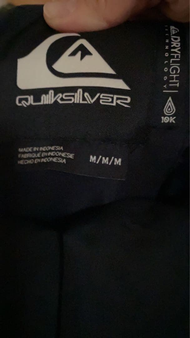 Quiksilver グリーンジャケット Mサイズ 10K防水