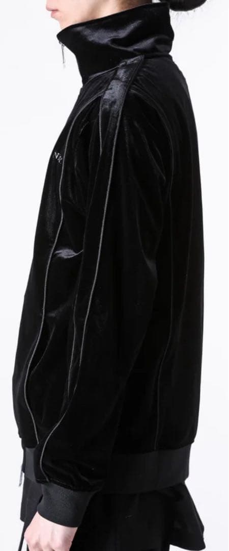 ラストネスト ベロアジャケット