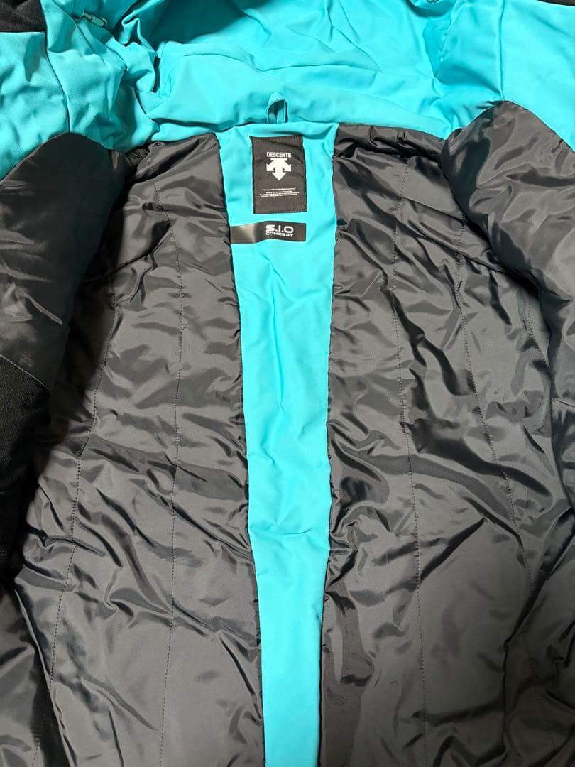 DESCENTE スキーウェア 上下セット　手袋付き