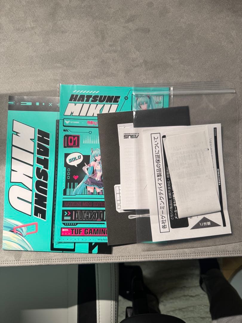 TUF Gaming Hatsune Miku Edition キーボード