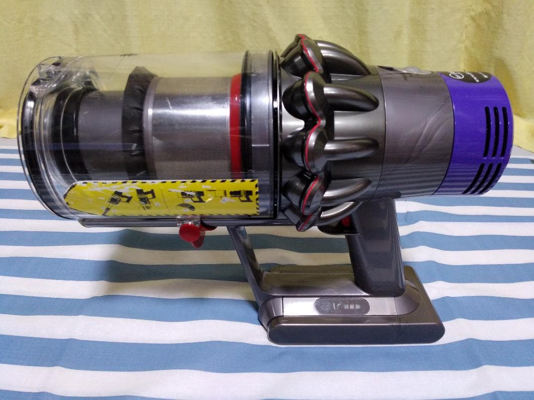 ＠takeさん専用ダイソン　掃除機　SV12　消耗部品交換、分解清掃済　⑪