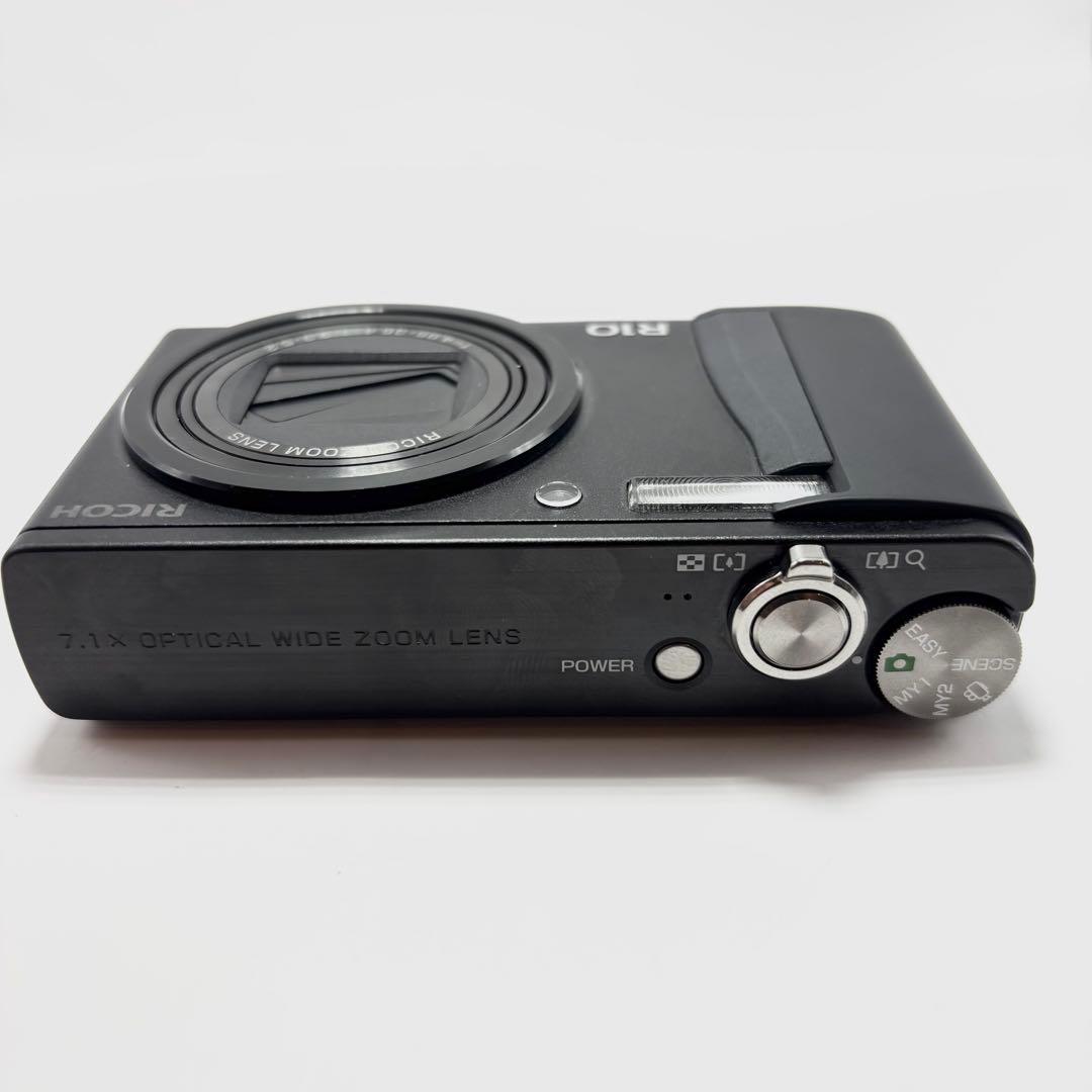 【美品】RICOH R10 ブラック コンパクトデジタルカメラ