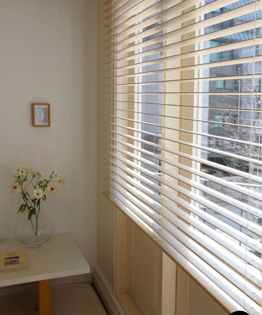 送料込み) 木製100% ブラインド 幅112.5高さ75cm 調光機能付き