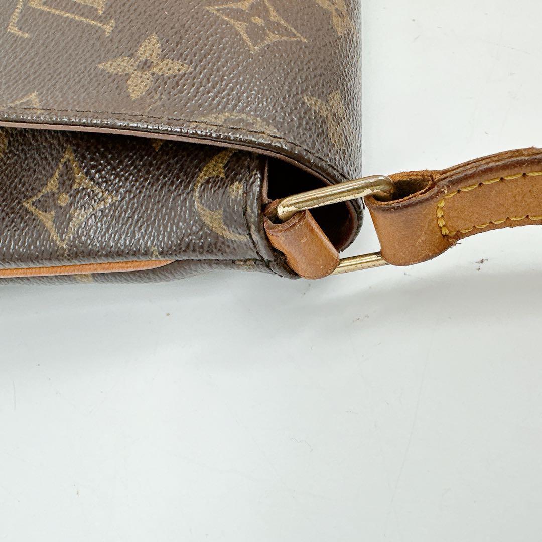 ルイヴィトン　モノグラム　ワンショルダーバッグ　ミュゼットタンゴ　ショート