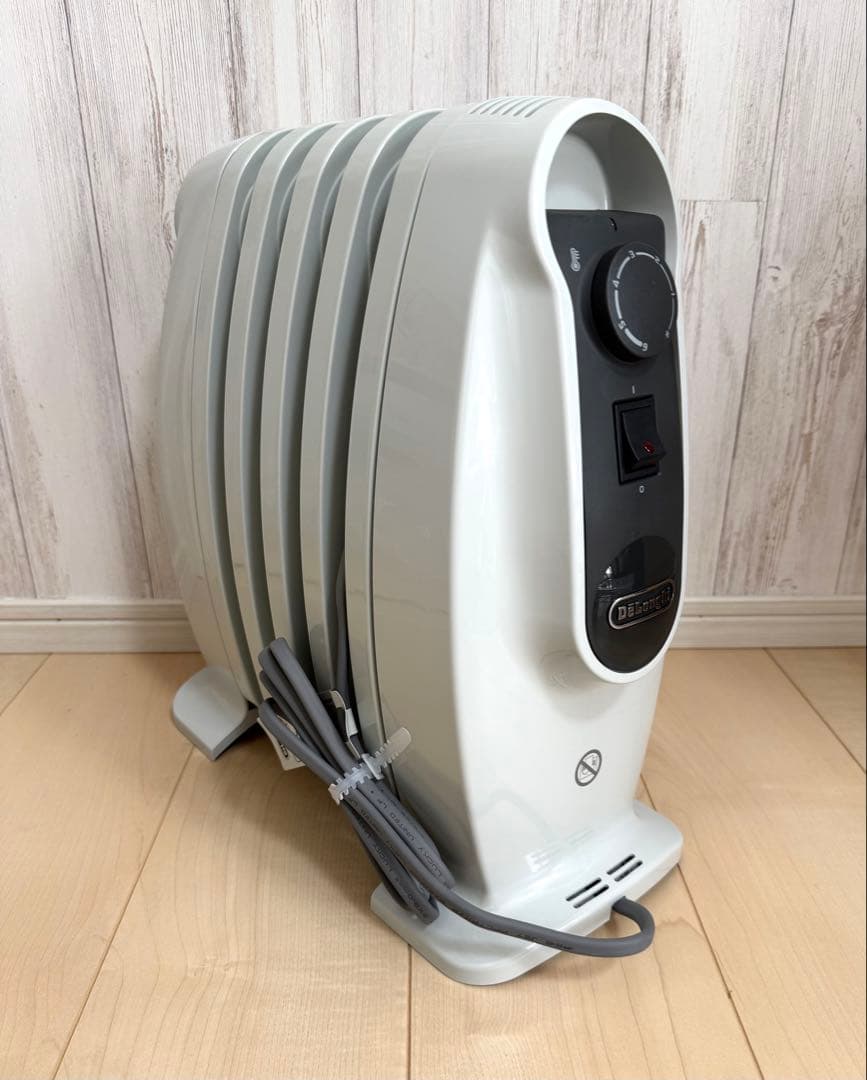 デロンギ ミニオイルヒーター [1~3畳用] RHJ01A0505-DW