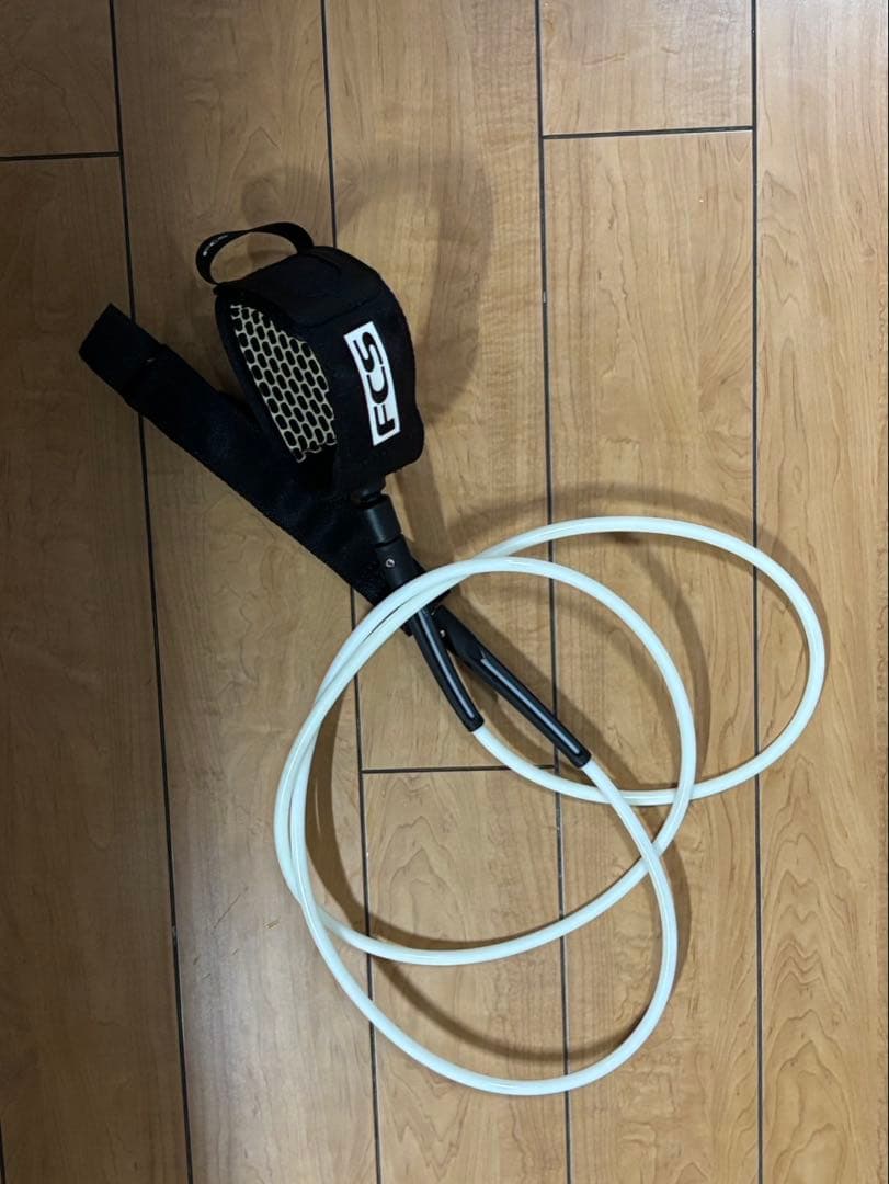 サーフボード マイクシェイプス マジックカーペットツイ5'10 9ツインフィン