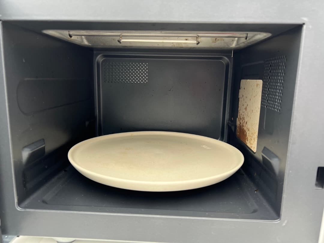 ★2019年式 850W TOSHIBA レンジ ER-R165 (W)