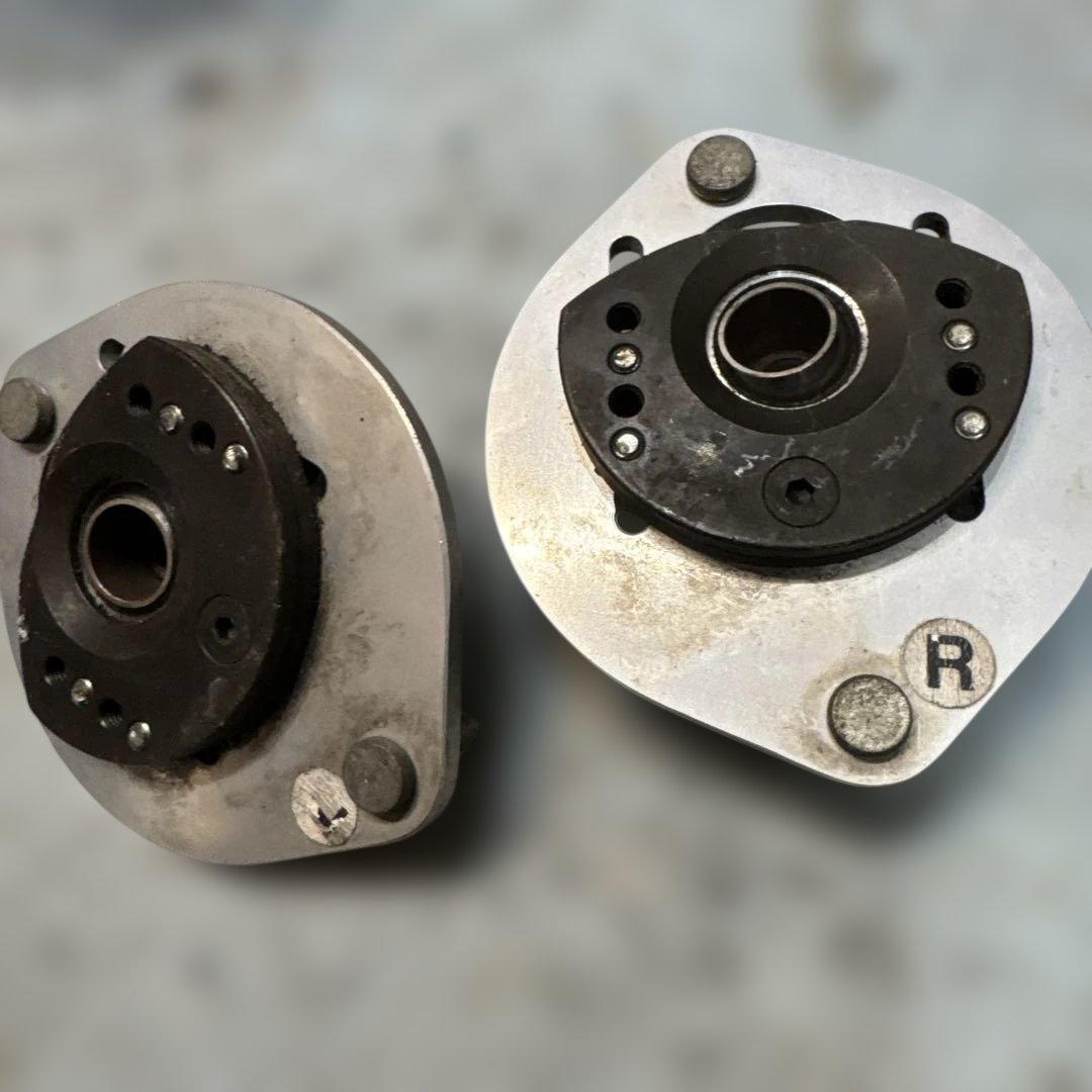 880 コペン用？ ピロアッパーマウント キャンバー角