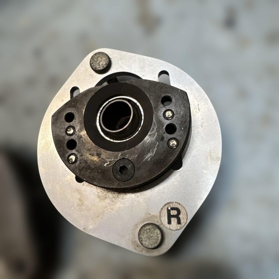 880 コペン用？ ピロアッパーマウント キャンバー角