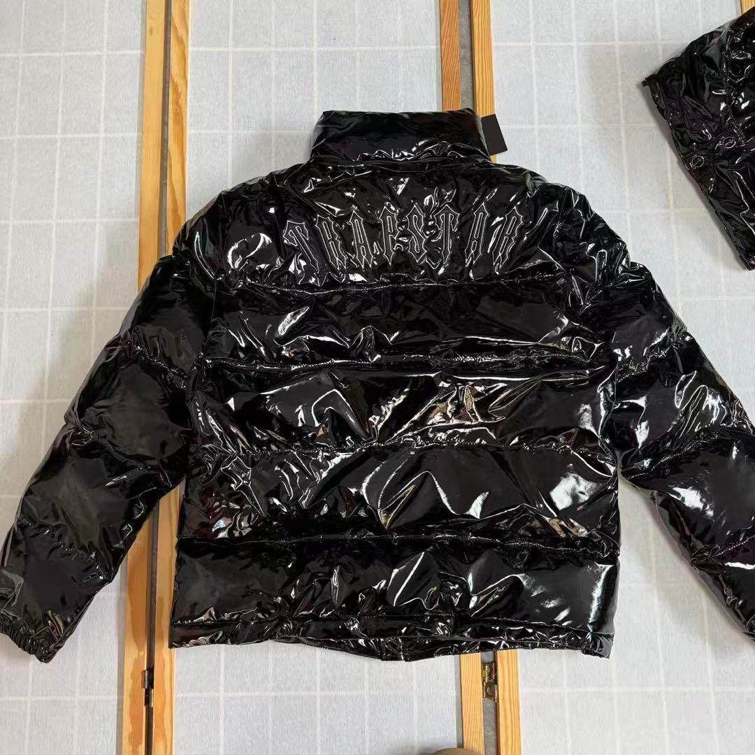 新品 TRAPSTAR 光沢ブラック ダウンジャケット Lサイズ u