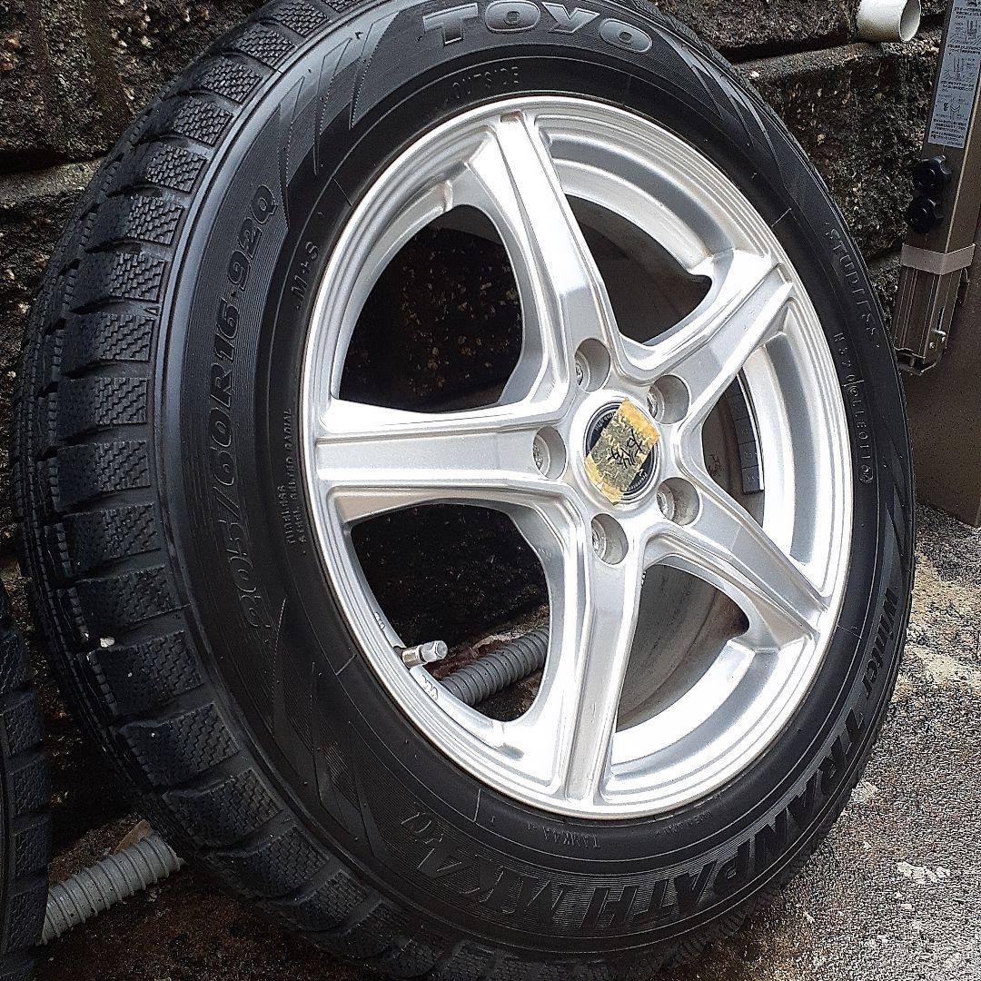 ノア・ヴォクシー スタッドレスタイヤセット 16インチ