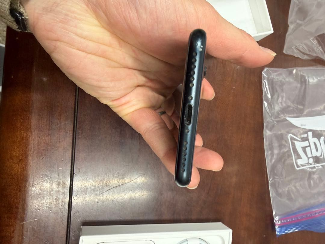 iPhone SE 第3世代