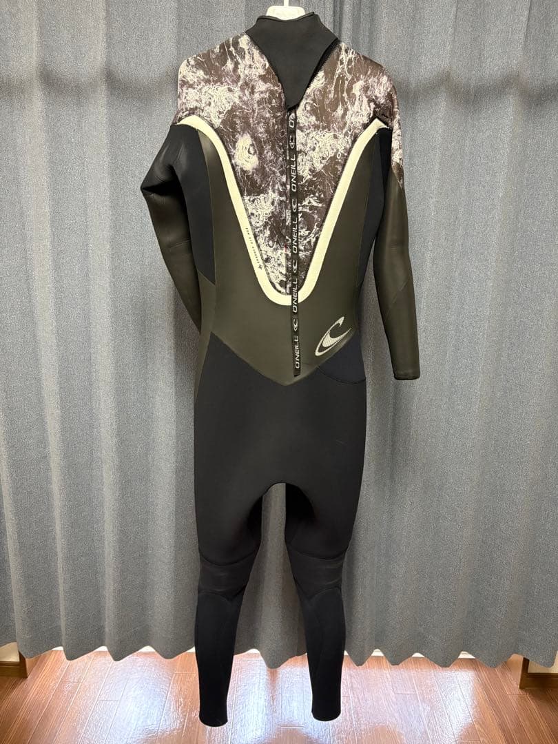 【最終セール！】 O'NEILL セミドライ ウエットスーツ ALL3mm
