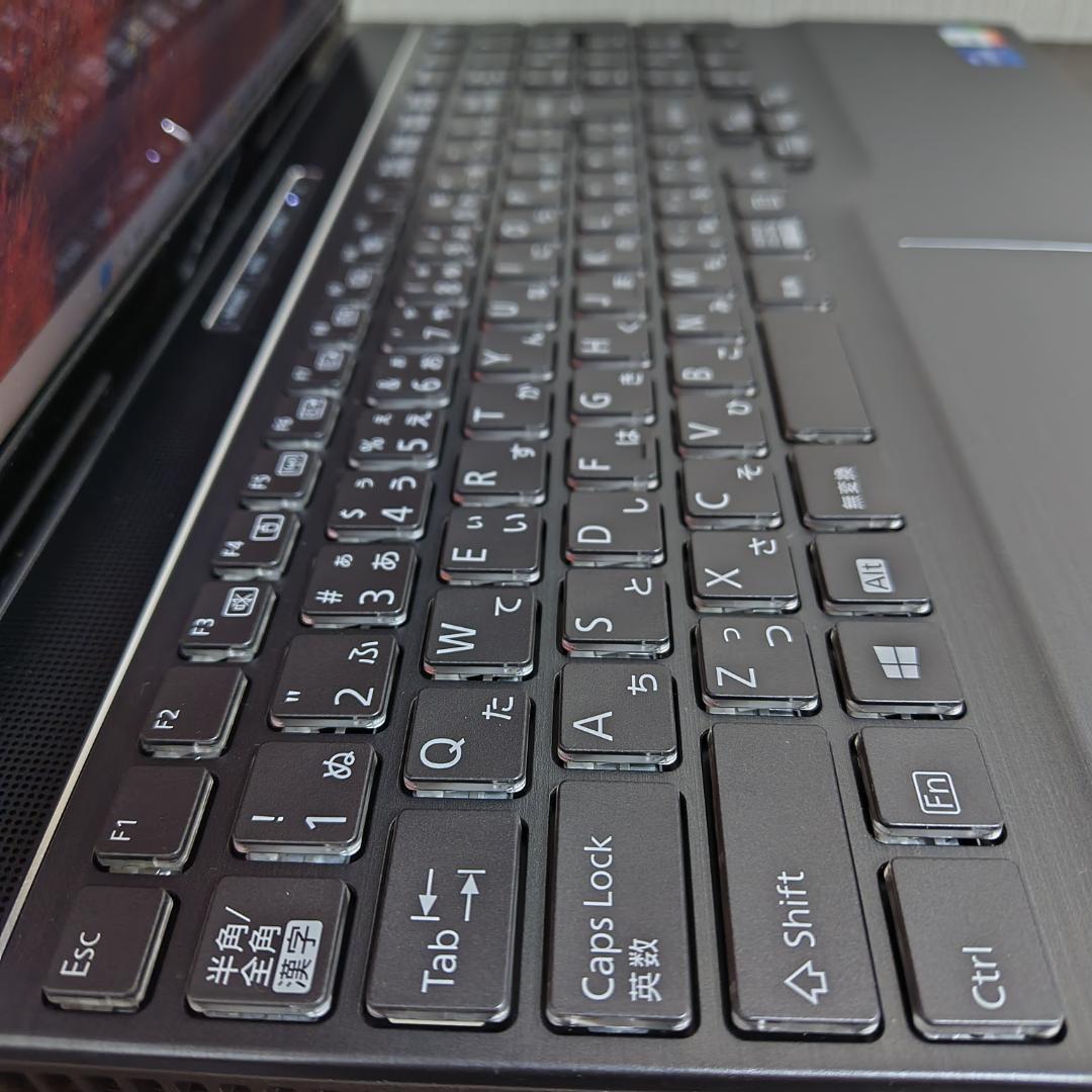 【第１１世代Corei7】富士通／TH53/F3／メモリ32GB／SSD1TB