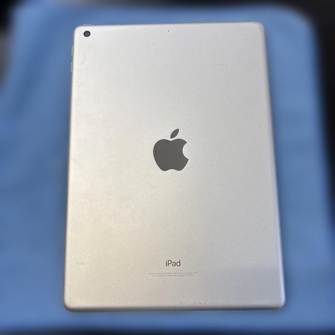 Apple iPad (第5世代) 32GB ゴールド 本体
