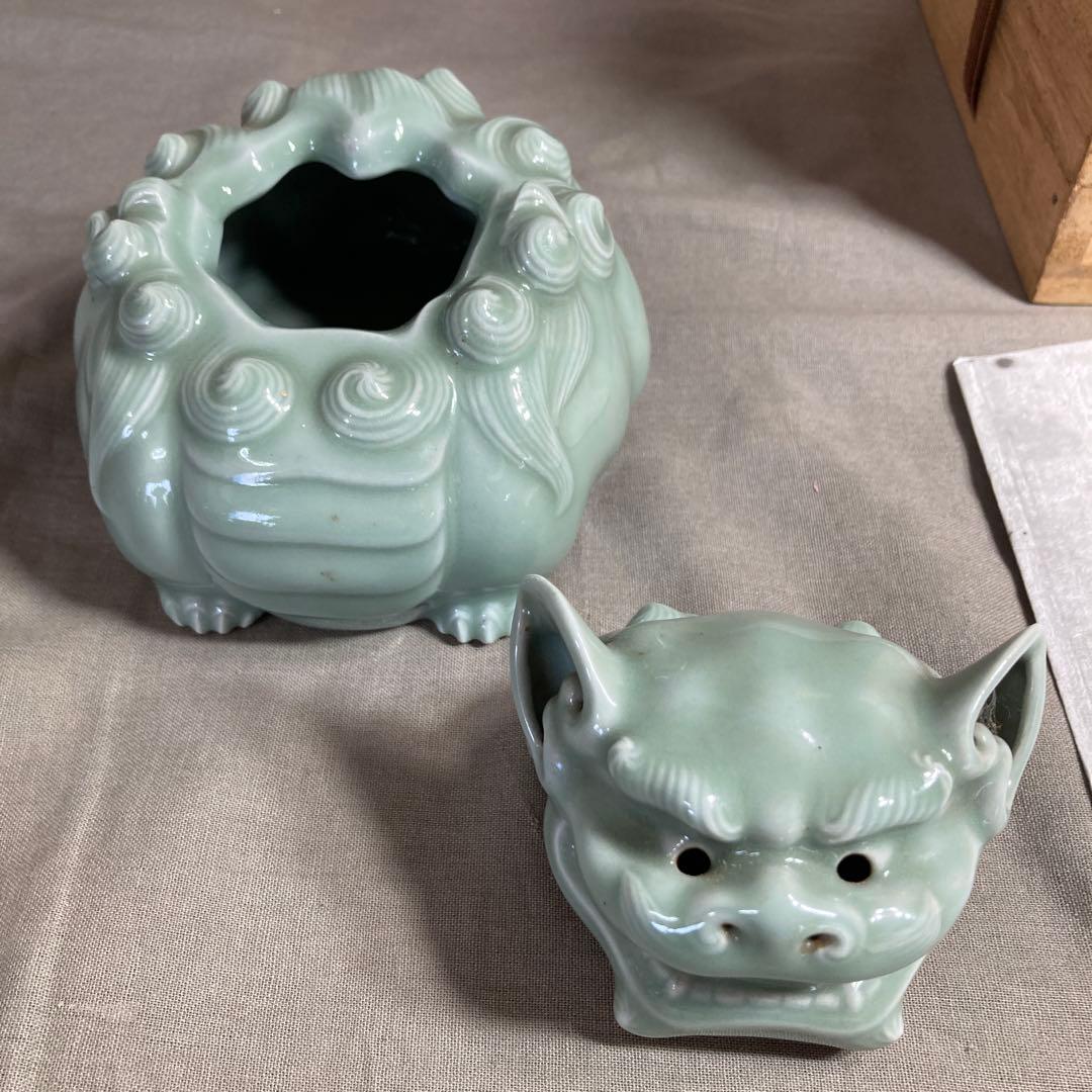 【松本佩山】孤高の陶芸家　日本の名窯　有田年木庵窯　松本佩山作　青磁　獅子形香炉