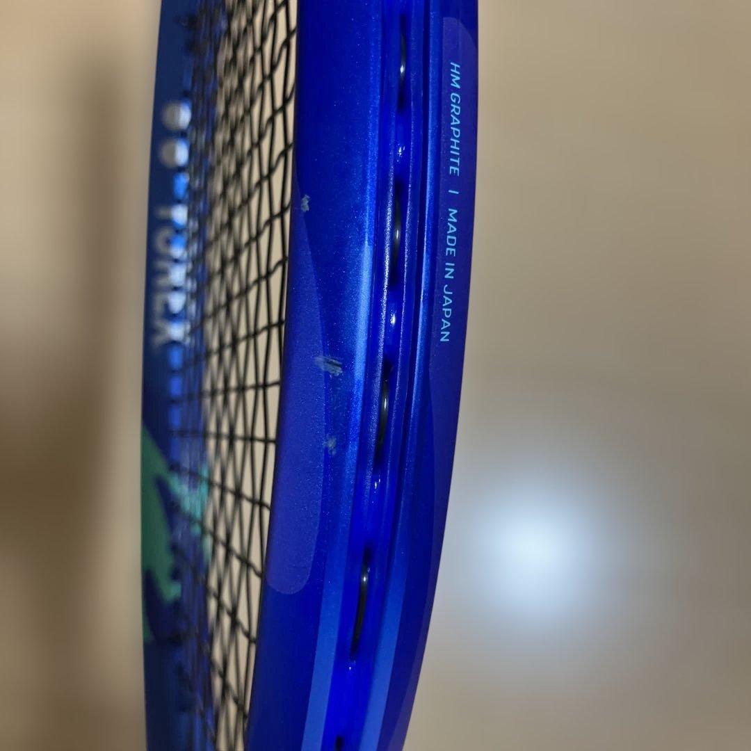 ヨネックス E ZONE 100 tour グリップ3