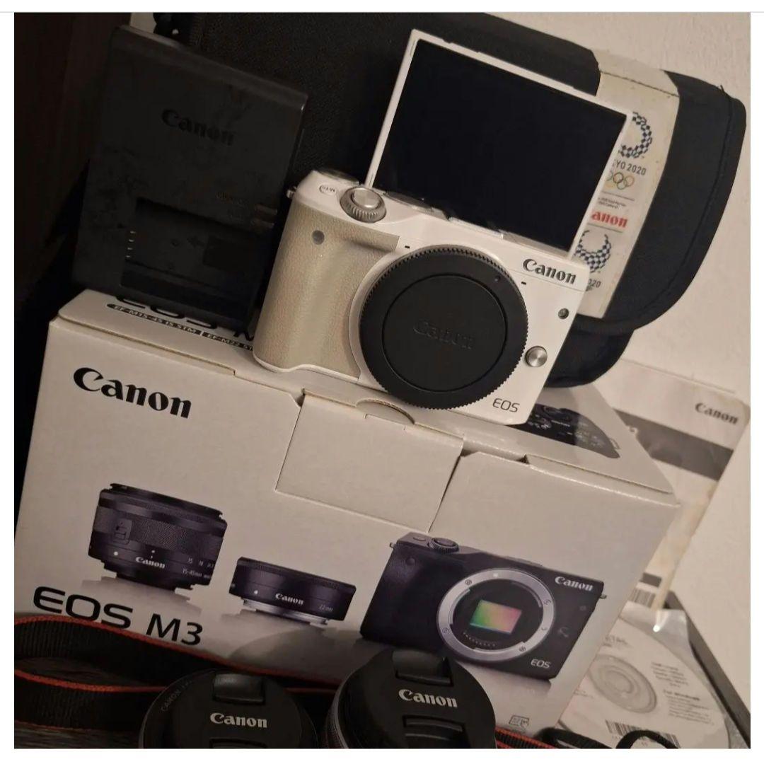 Canon　EOSM3 EF-M15-45IS STM　ミラーレス一眼カメラ