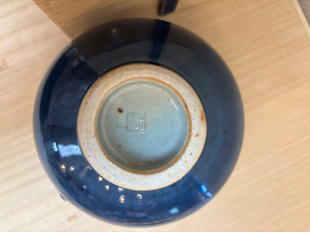 茶碗　呉須筒梅文　河井敏孝