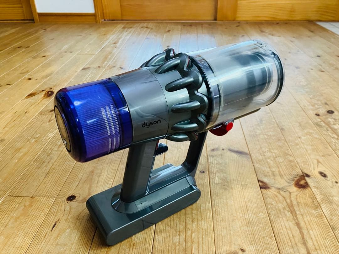 【ジャンク品】dyson ダイソン コードレス 掃除機　V11 Fluffy