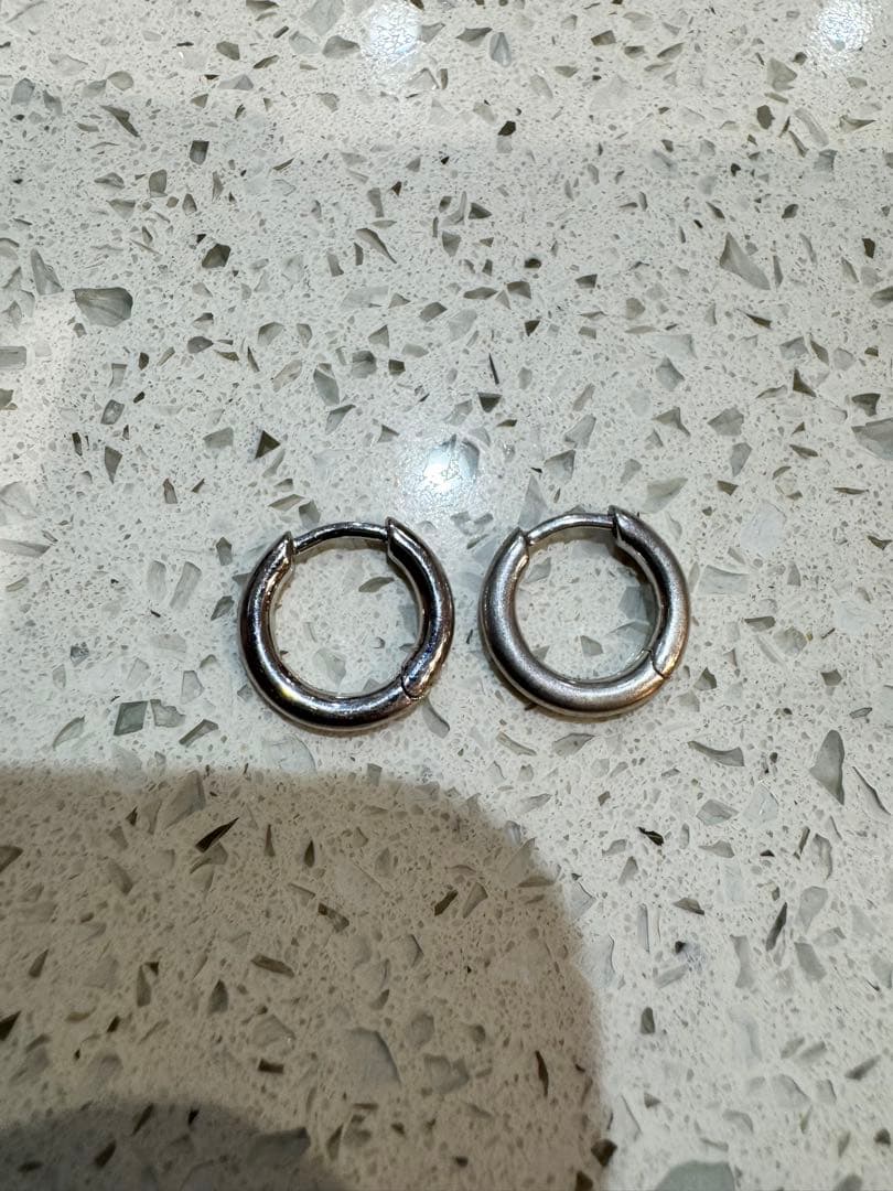 アクセサリー TOM WOOD Classic Hoops Small