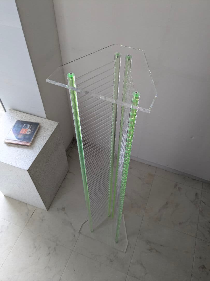 90s ヴィンテージ CDラック レトロポップ ポストモダン スペースエイジ