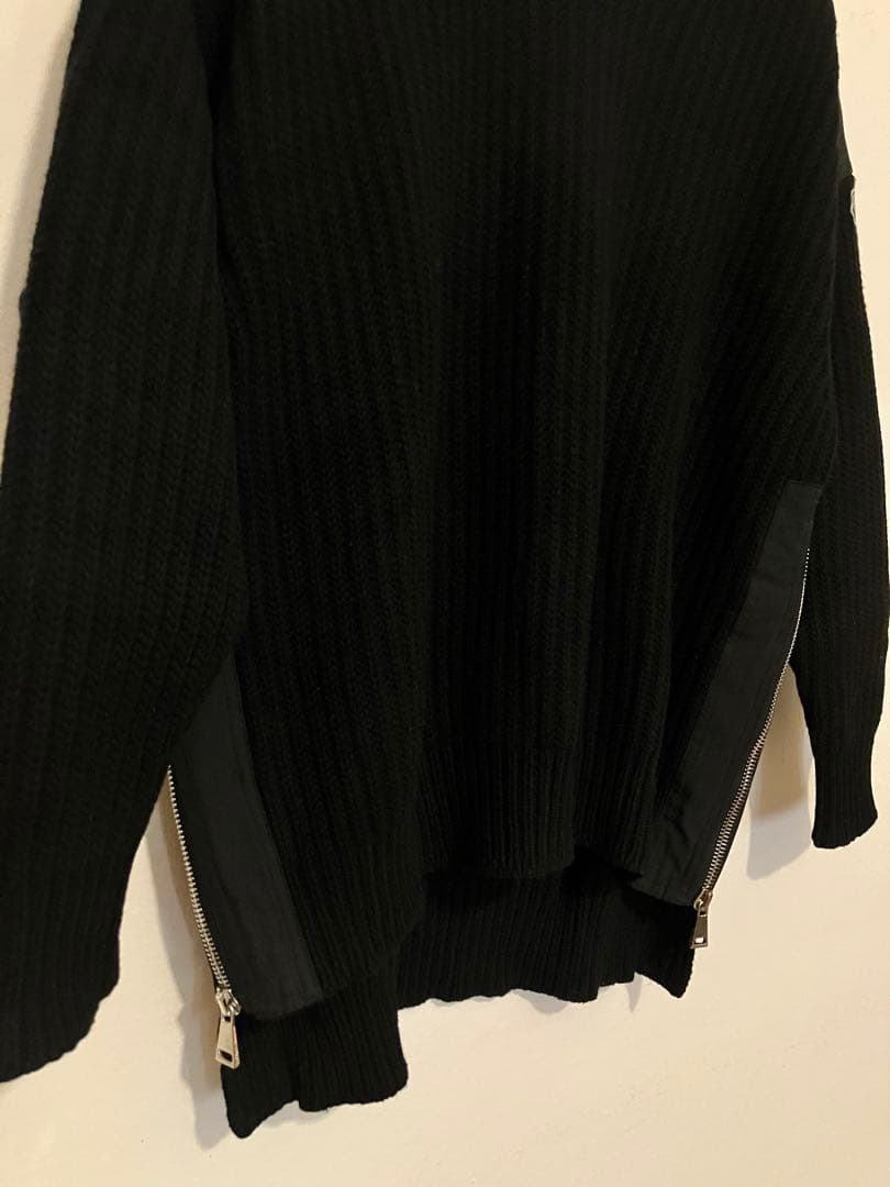 Moncler モンクレール　サイドジップデザインのざっくりニット　メンズ