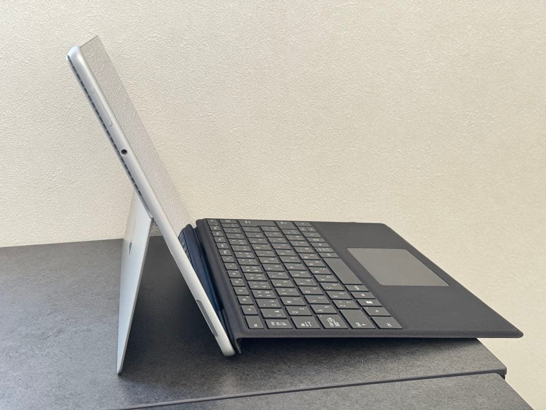 【美品】Microsoft Surface Pro8 ペン+キーボード パソコン