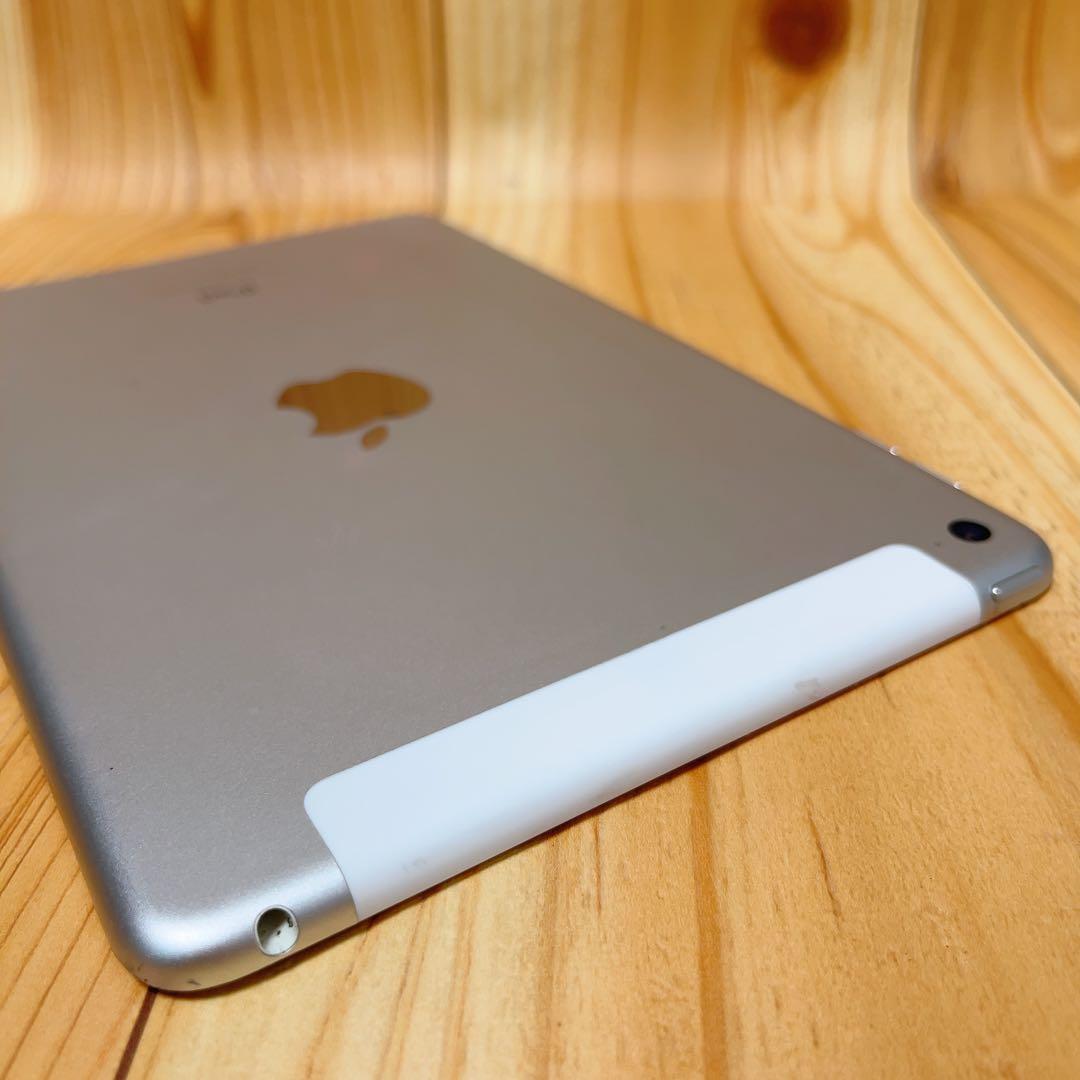 訳あり SIMフリー iPad mini4 32 GB 202 シルバー