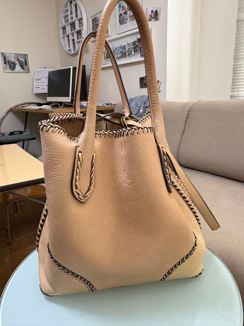 ベージュ レザー トートバッグ 編み込みデザイン