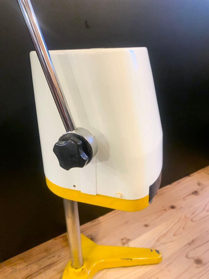 めいらく　スジャータ　カップアイス　手動式ソフトクリーム抽出機ワンショット