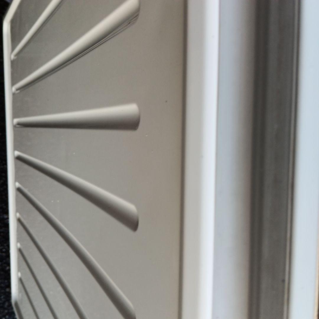 『とらとらとら』 冷蔵コールドテーブル