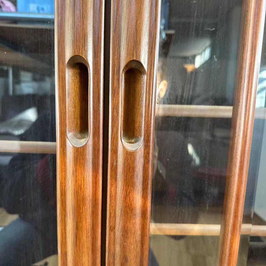 ダークブラウン 木製 キャビネット ガラス扉付き