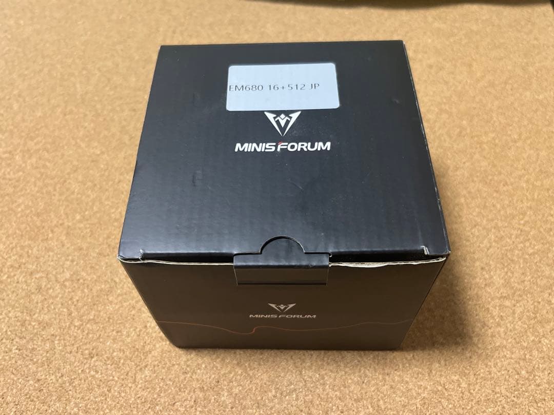 MINISFORUM EM680 16GB 512GB ミニPC