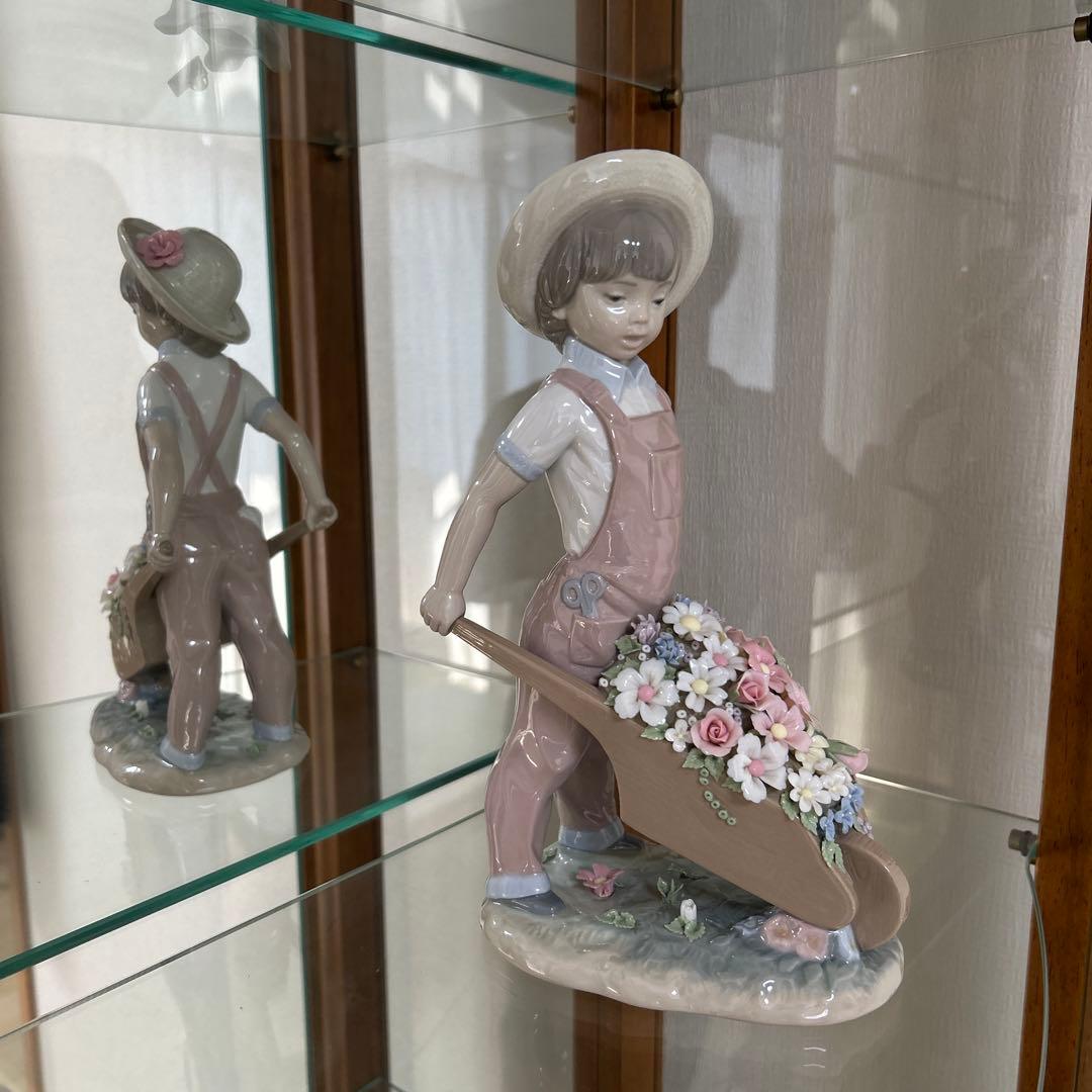 リヤドロ　LLADRO 「花車」新品！