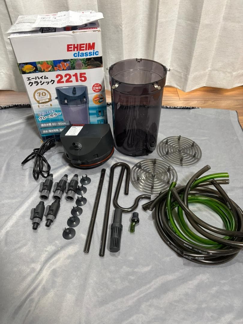 美品！ エーハイム２２１５ アクアリウム 外部フィルター 水草　熱帯魚　70周年