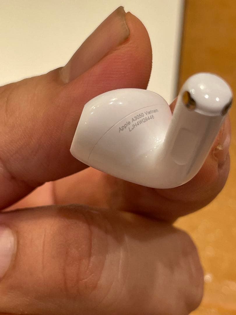 【純正】AirPods 4 (アクティブノイズキャンセル非搭載) A3050